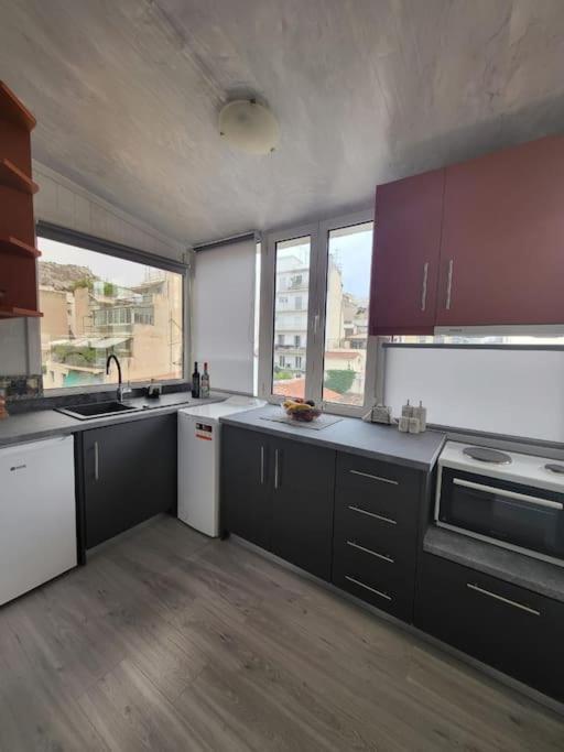Apartament Under The Hill Ateny Zewnętrze zdjęcie