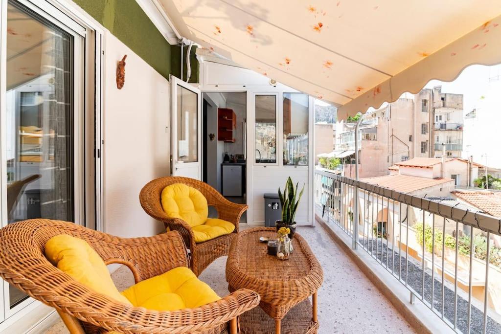 Apartament Under The Hill Ateny Zewnętrze zdjęcie